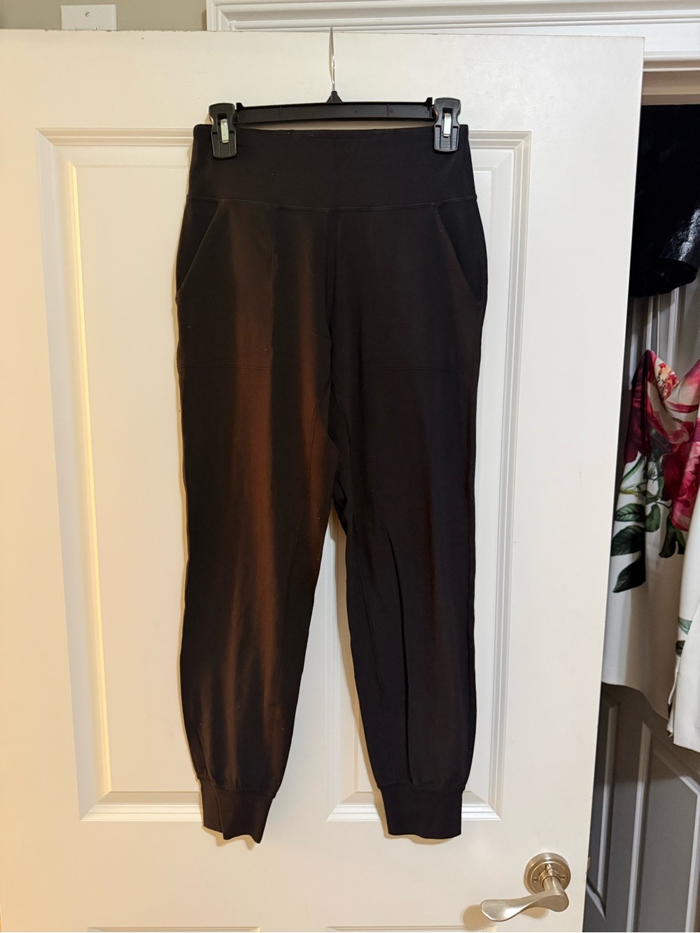Lululemon align joggers size 6 black